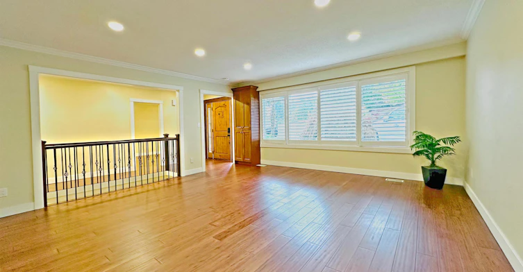 57 Glenmore Drive, West Vancouver, BC, V7S 1A5 - 3