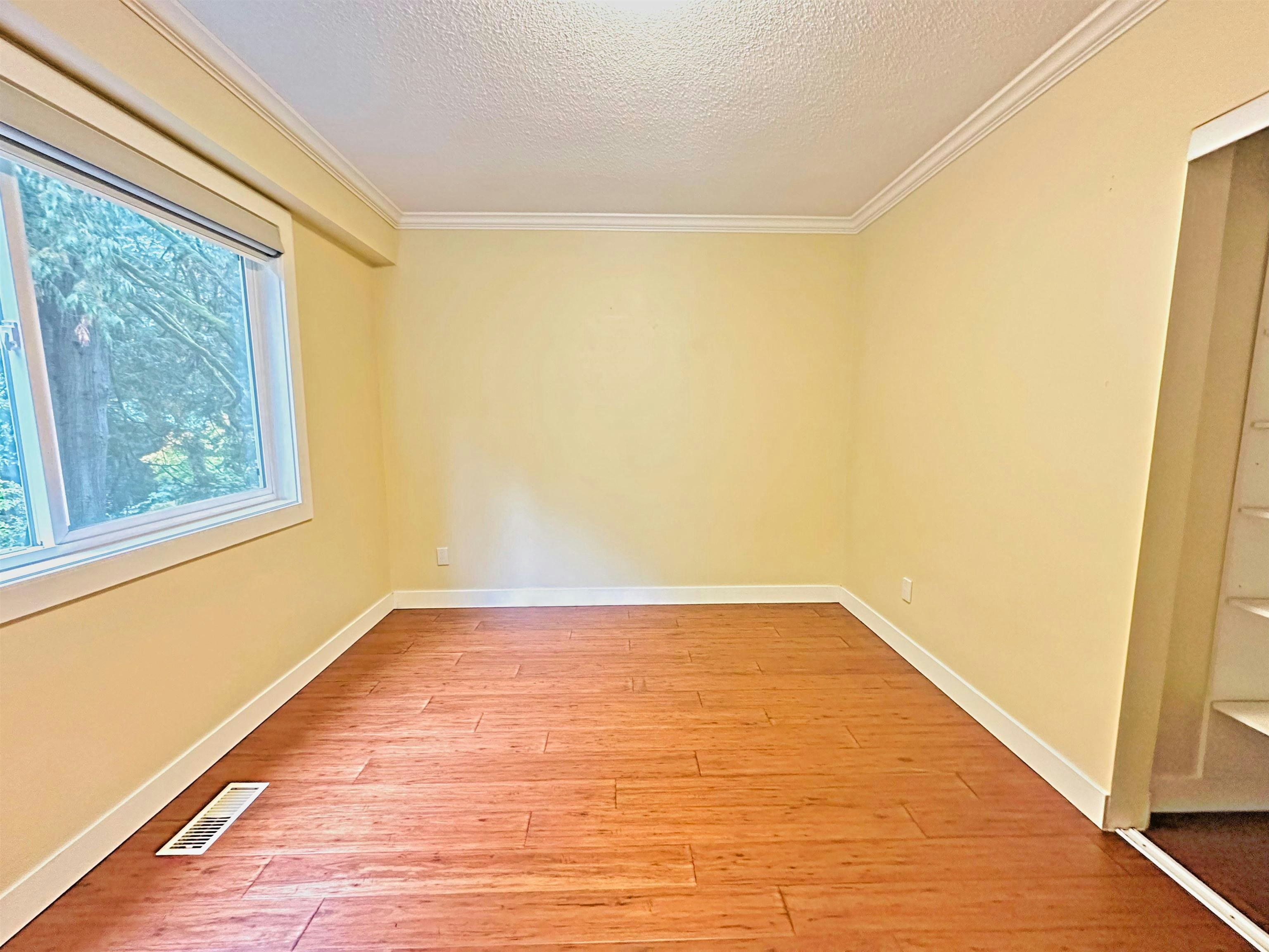 57 Glenmore Drive, West Vancouver, BC, V7S 1A5 - 12
