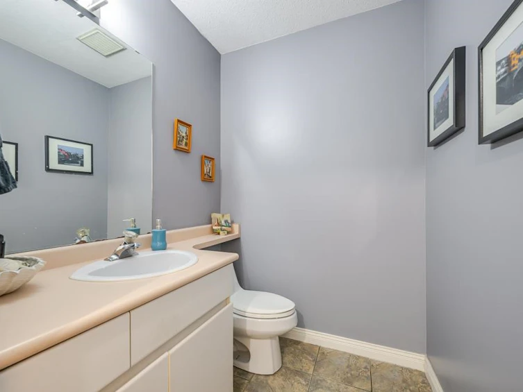 112-10250 155a Street, Surrey, BC, V3R 4K5 - 9