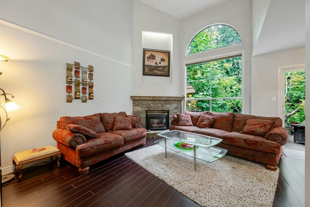 112-10250 155a Street, Surrey, BC, V3R 4K5 - 10
