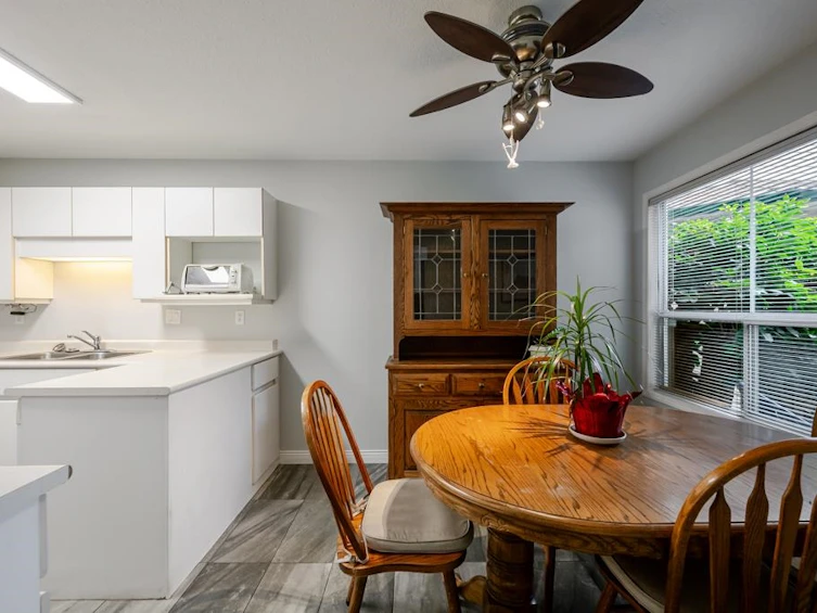 112-10250 155a Street, Surrey, BC, V3R 4K5 - 8