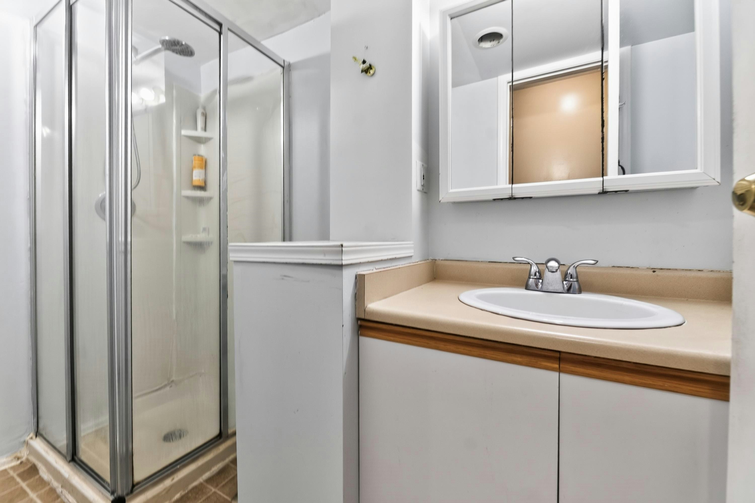 341 W 24th Street, North Vancouver, BC, V7M 2C7 - 26