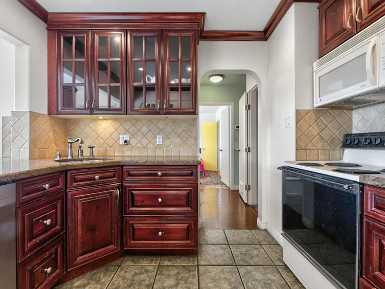 341 W 24th Street, North Vancouver, BC, V7M 2C7 - 10