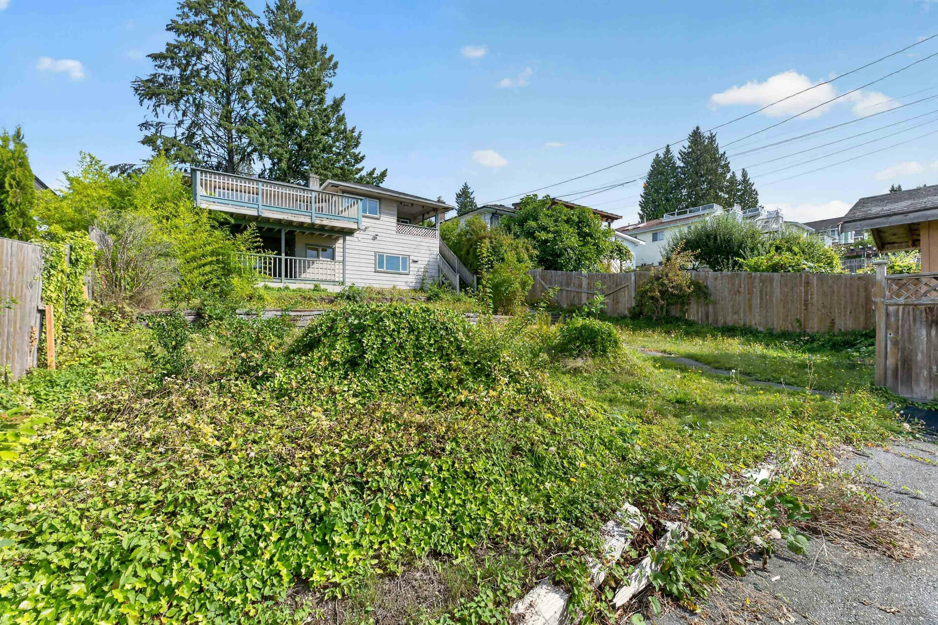 341 W 24th Street, North Vancouver, BC, V7M 2C7 - 32
