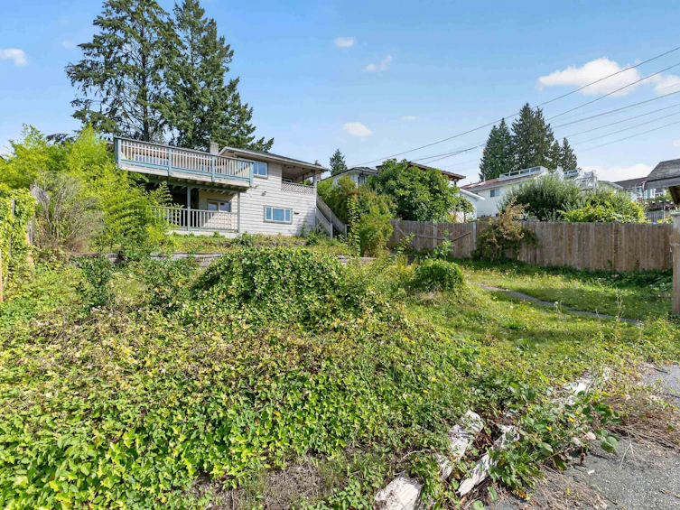 341 W 24th Street, North Vancouver, BC, V7M 2C7 - 32