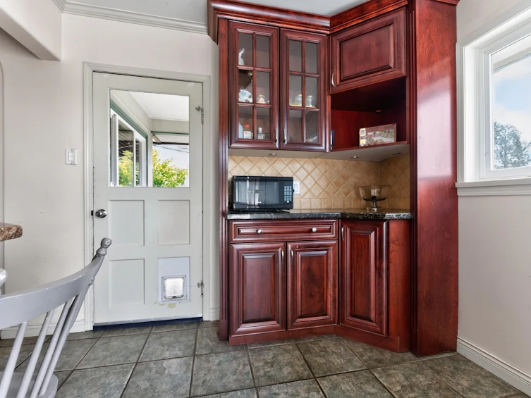 341 W 24th Street, North Vancouver, BC, V7M 2C7 - 11