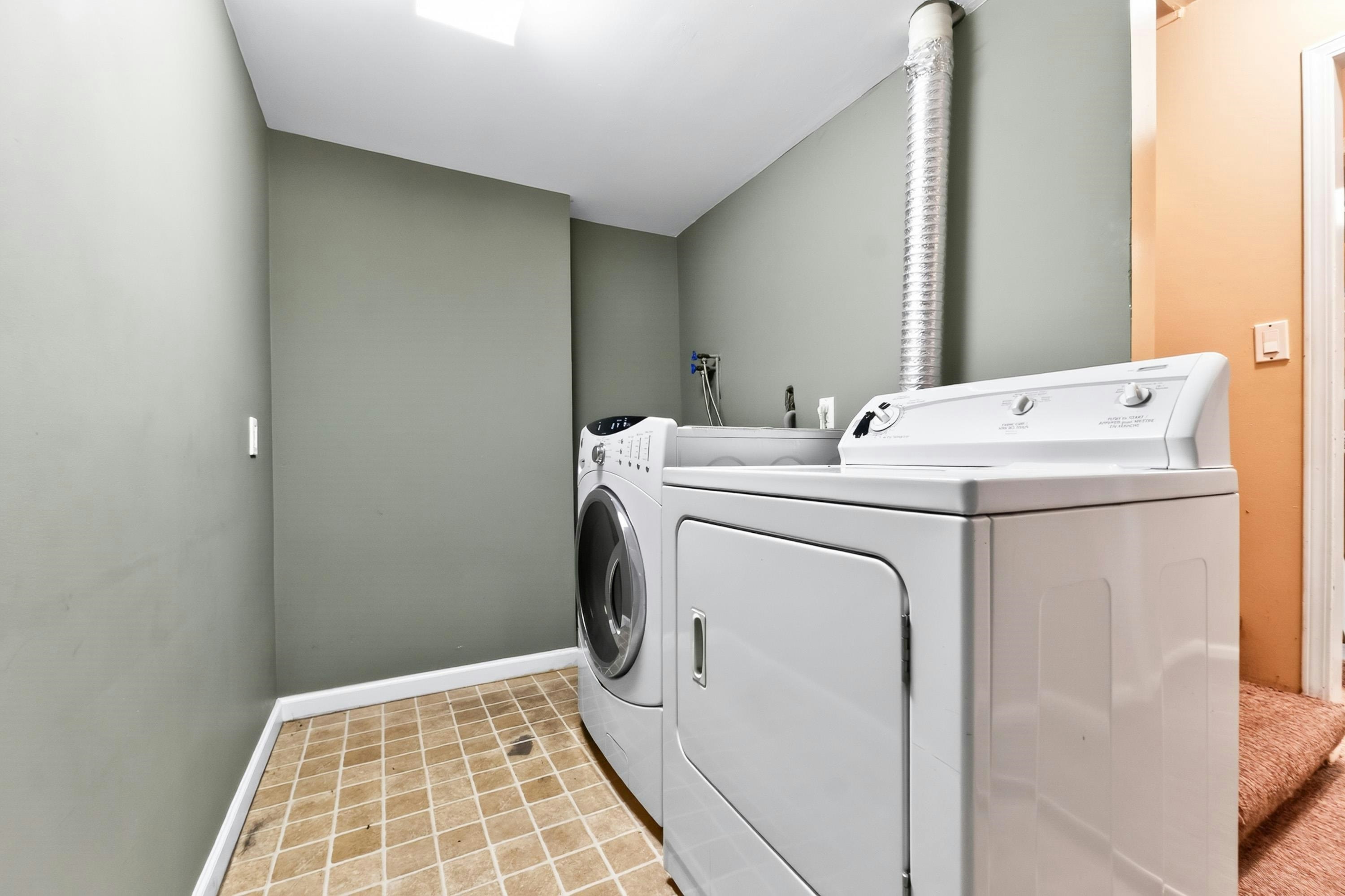341 W 24th Street, North Vancouver, BC, V7M 2C7 - 28