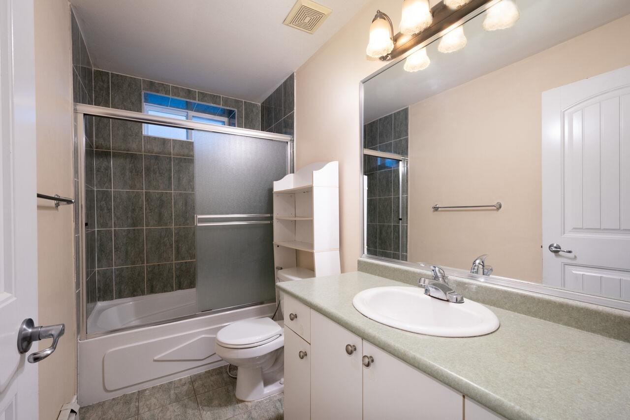Lower-14229 114 Avenue, Surrey, BC, V3R 1P2 - 25