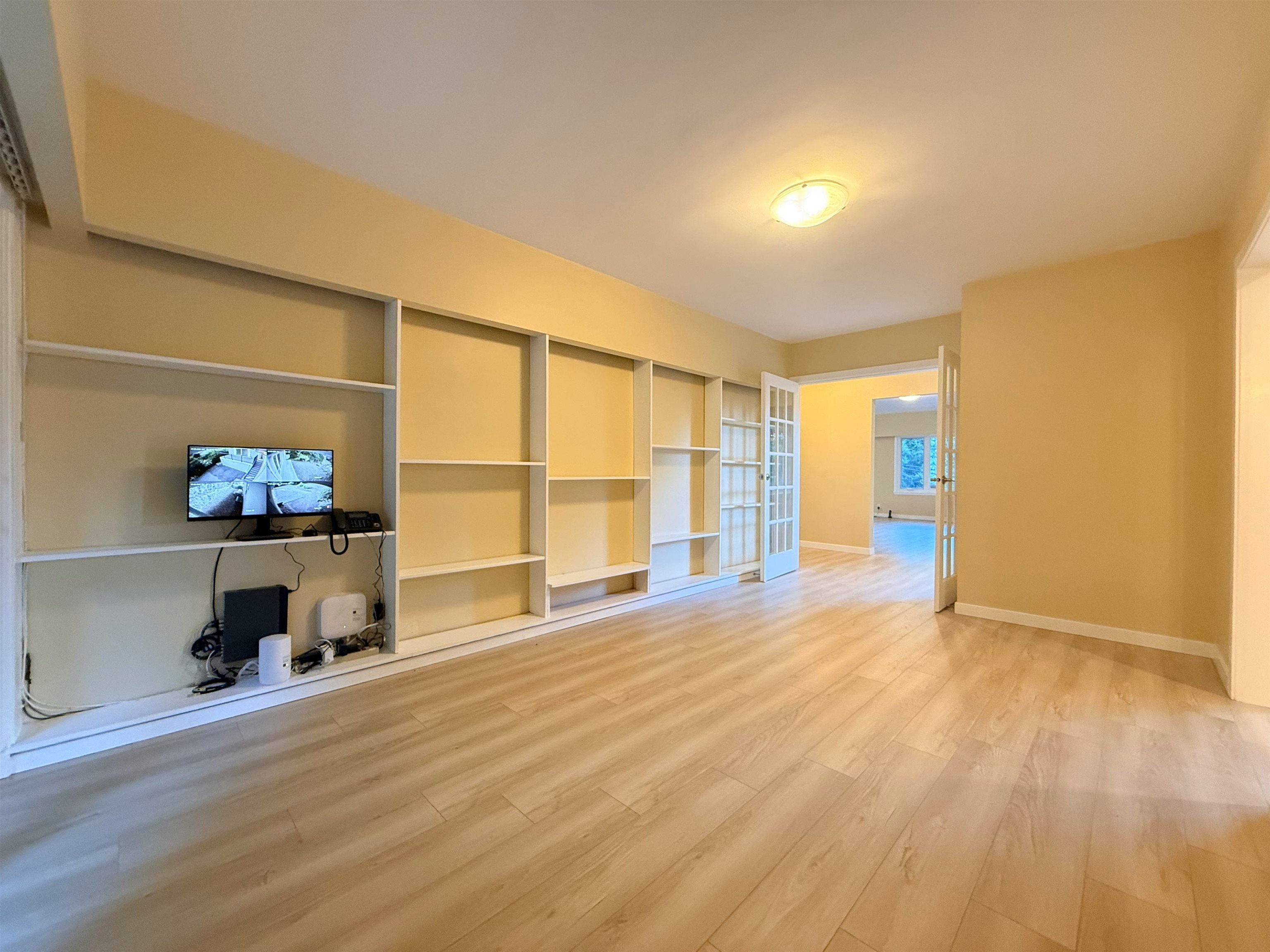 111 Bonnymuir Drive, West Vancouver, BC, V7S 1L4 - 9