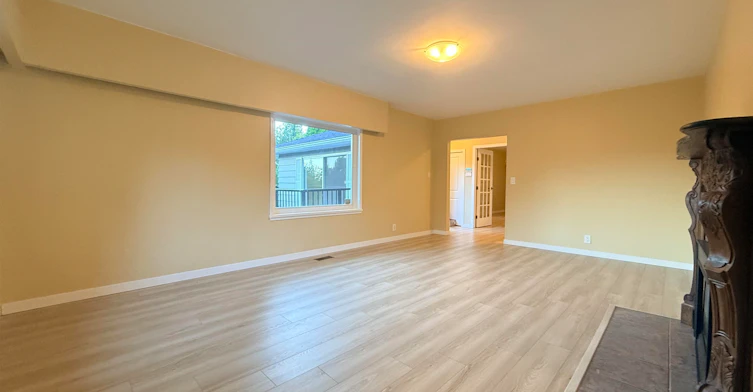 111 Bonnymuir Drive, West Vancouver, BC, V7S 1L4 - 4