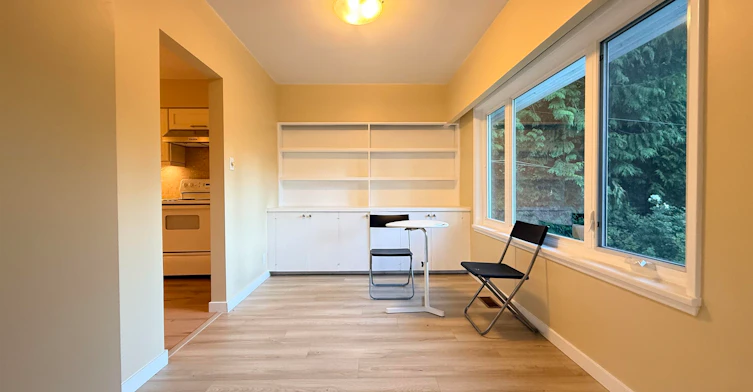 111 Bonnymuir Drive, West Vancouver, BC, V7S 1L4 - 3