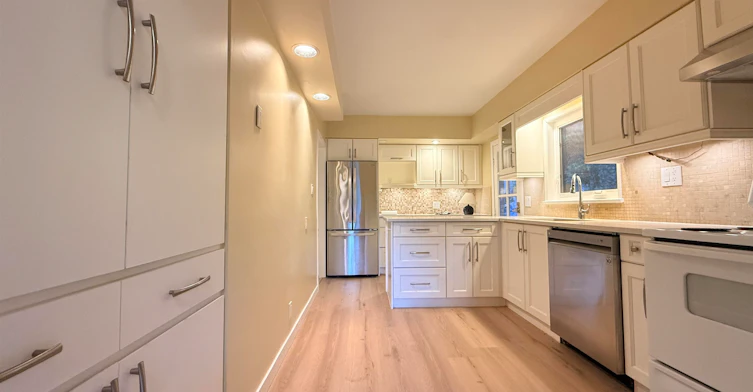 111 Bonnymuir Drive, West Vancouver, BC, V7S 1L4 - 5
