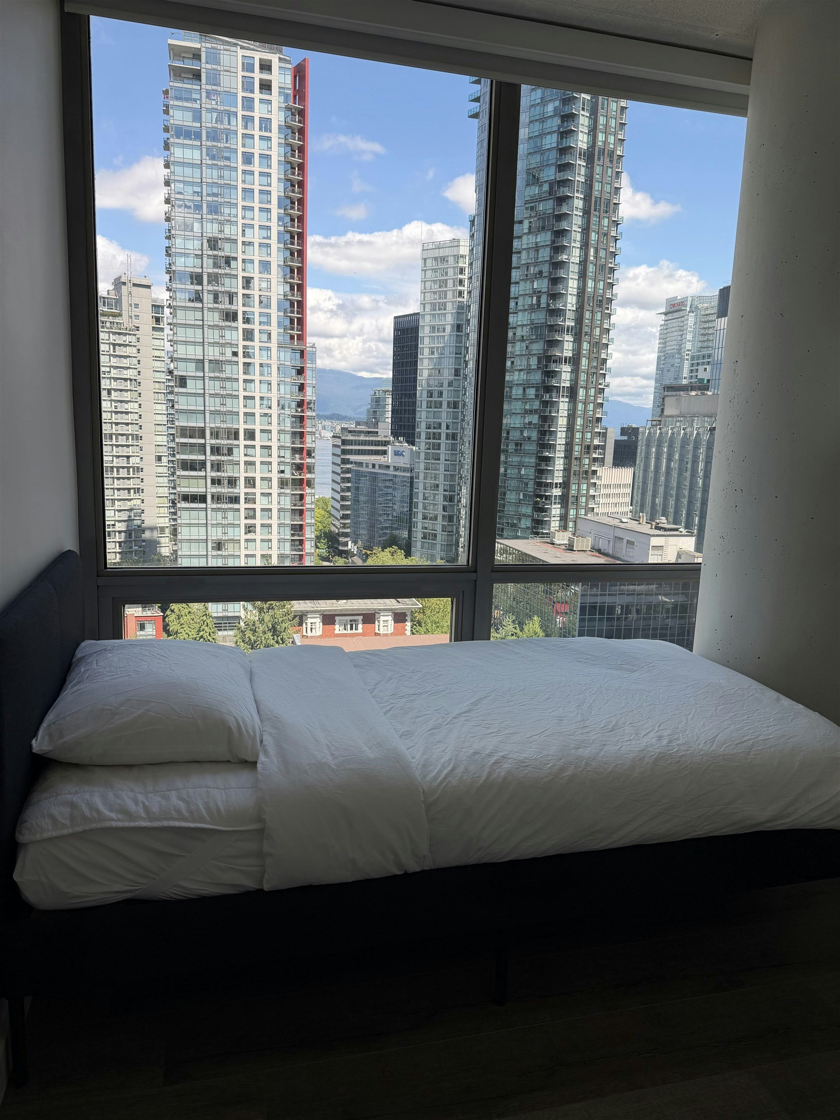 1402-1200 W Georgia Street, Vancouver, BC, V6E 4R2 - 8