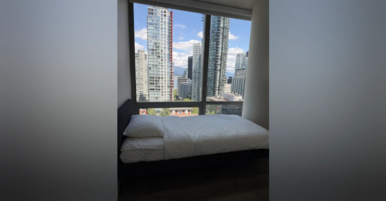 1402-1200 W Georgia Street, Vancouver, BC, V6E 4R2 - 8