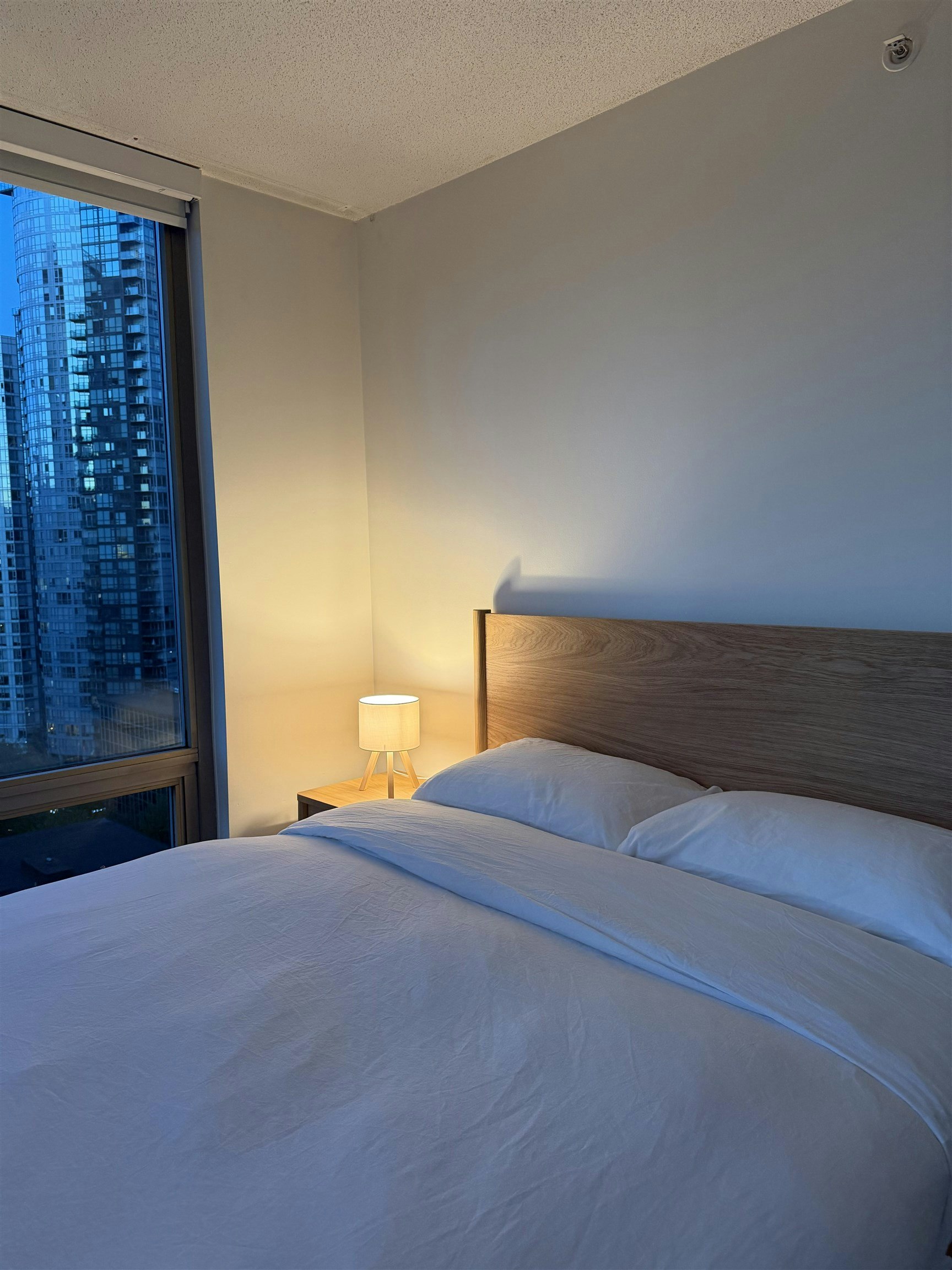 1402-1200 W Georgia Street, Vancouver, BC, V6E 4R2 - 7