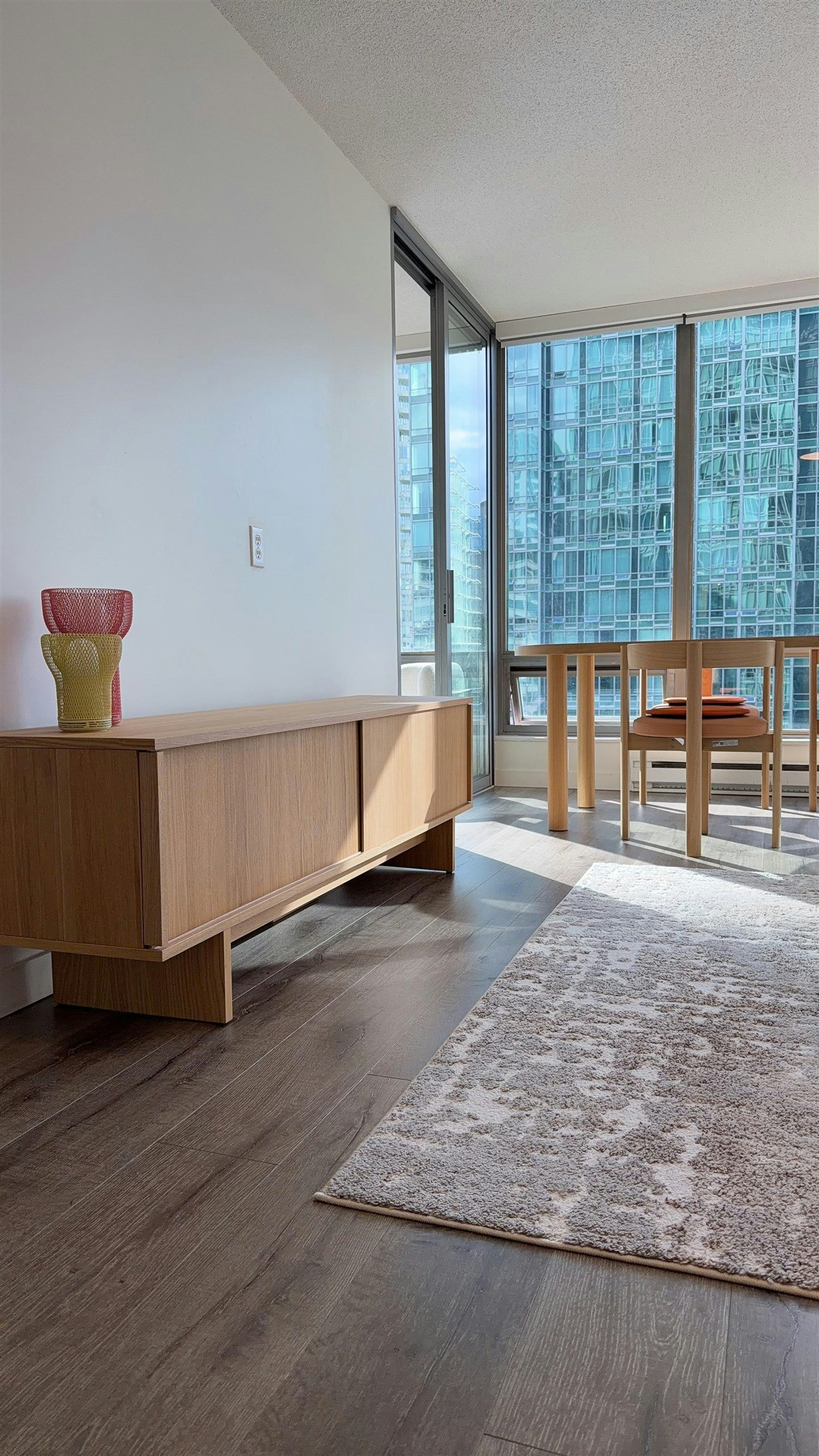 1402-1200 W Georgia Street, Vancouver, BC, V6E 4R2 - 2