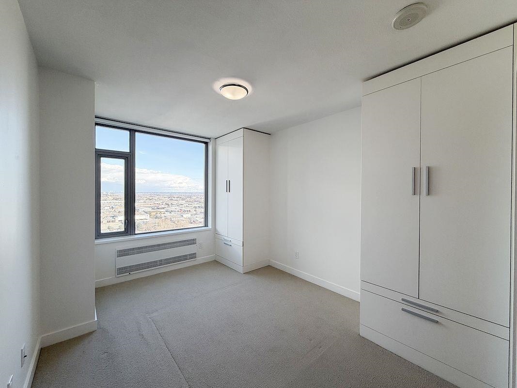 25F-8131 Nunavut Lane, Vancouver, BC, V5X 0E2 - 5