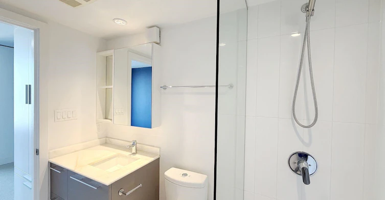 25F-8131 Nunavut Lane, Vancouver, BC, V5X 0E2 - 3