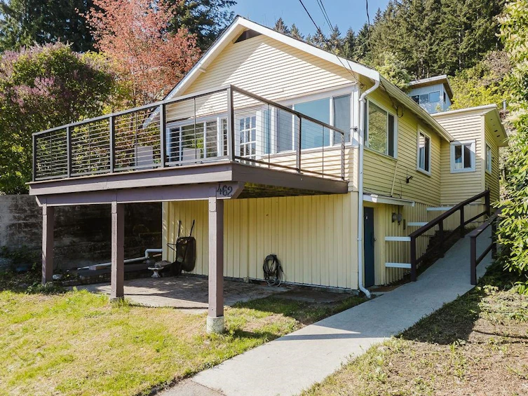 462 Central Avenue, Gibsons, BC, V0N 1V1 - 3