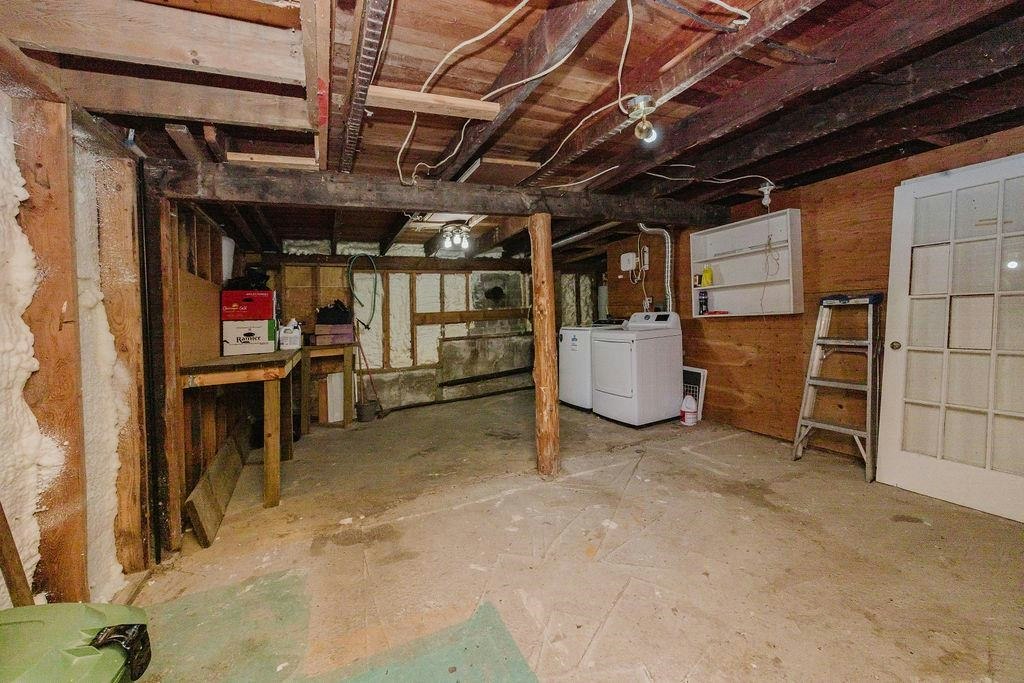 462 Central Avenue, Gibsons, BC, V0N 1V1 - 38