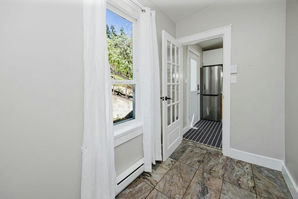 462 Central Avenue, Gibsons, BC, V0N 1V1 - 15