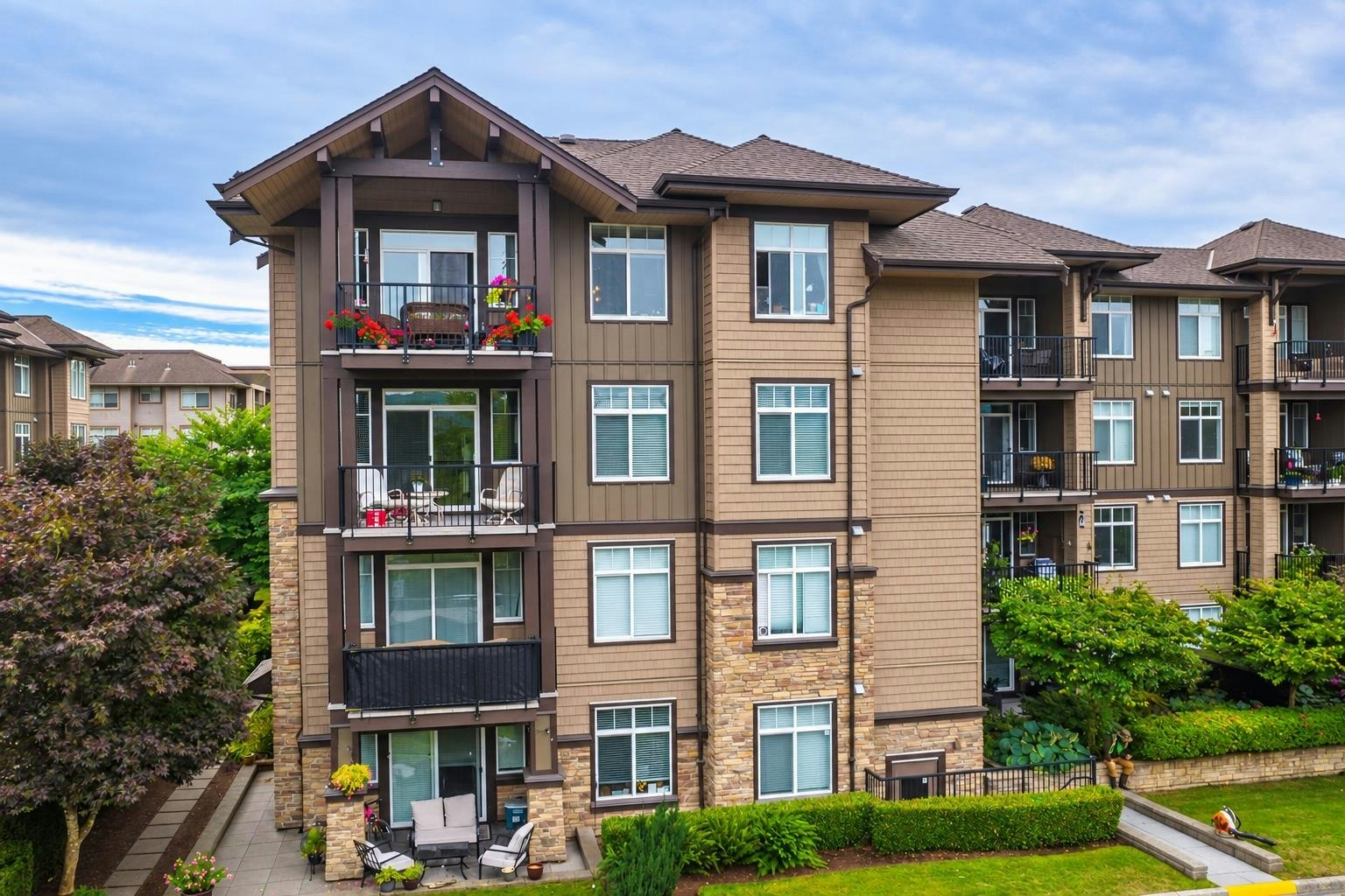 326-12258 224th Street, Maple Ridge, BC, V2X 8Y7