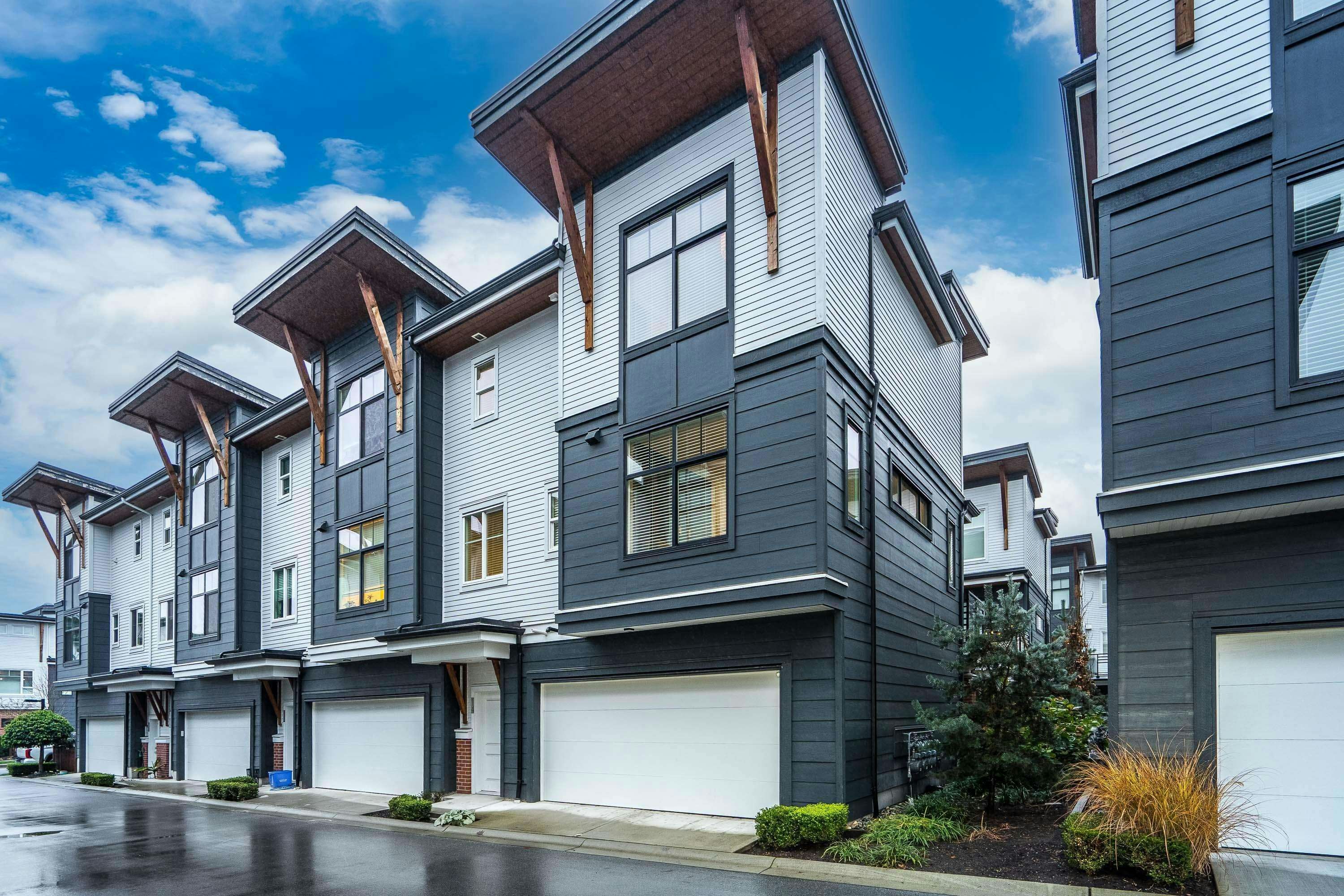 14-22128 48a Avenue, Langley, BC, V3W 3P4