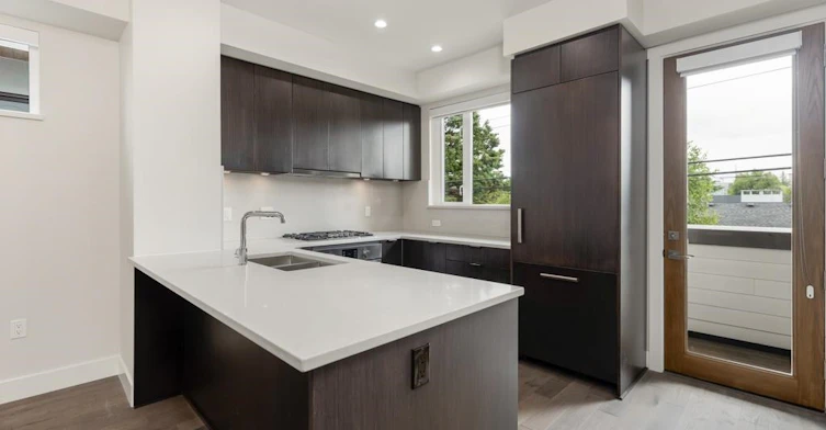 6070 Oak Street, Vancouver, BC, V6M 2W2 - 10
