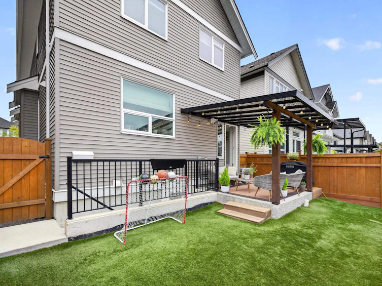 20479 77b Avenue, Langley, BC, V2Y 4K3 - 34