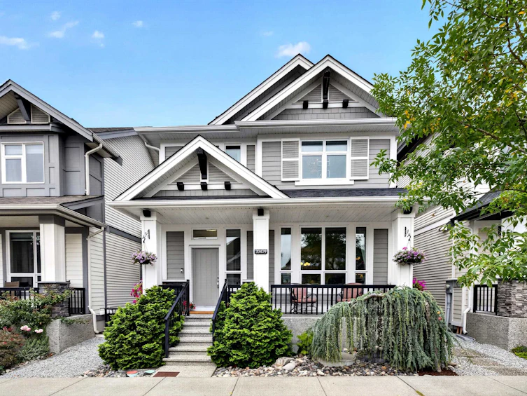 20479 77b Avenue, Langley, BC, V2Y 4K3