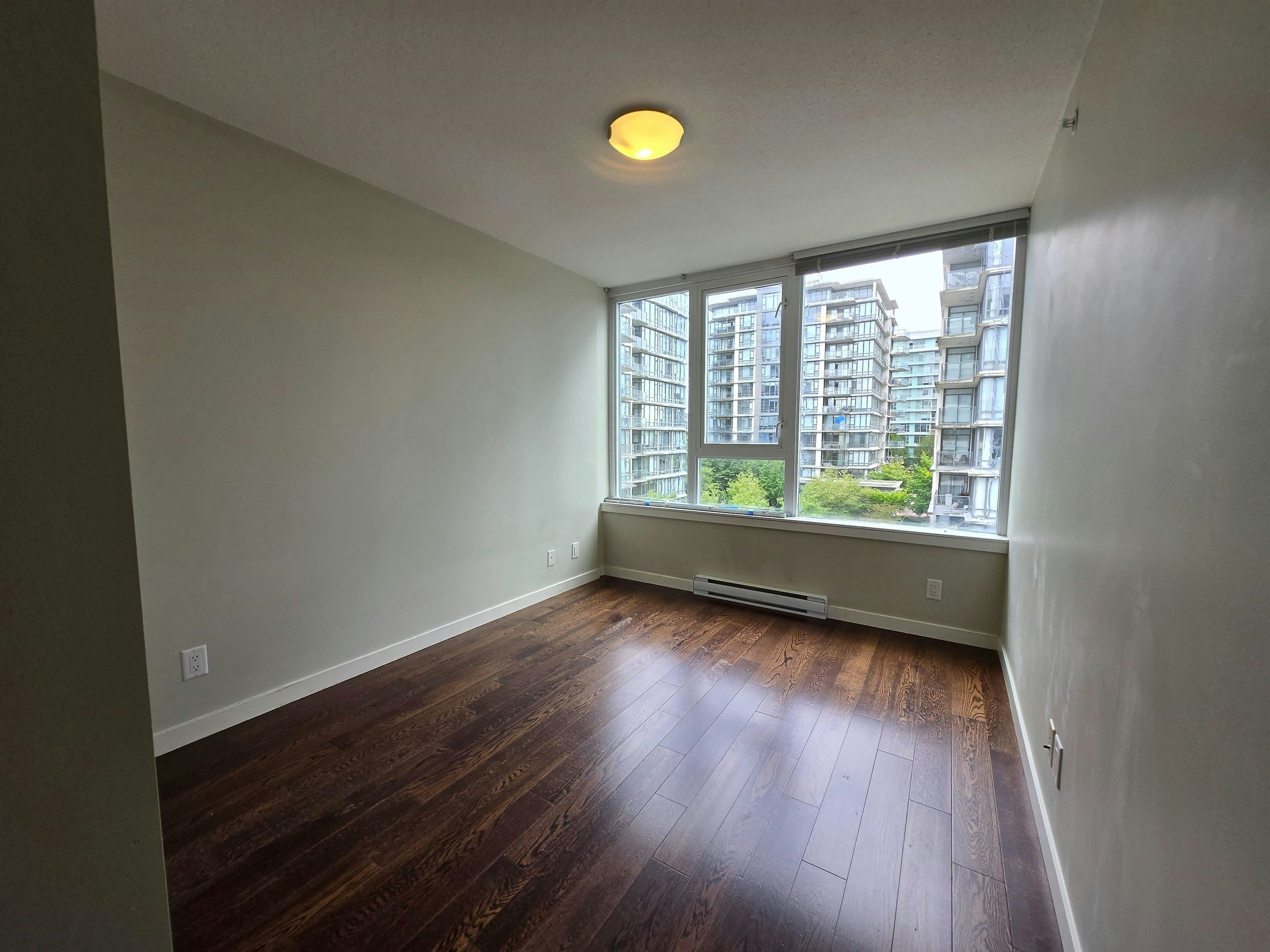8XX,  7117 Elmbridge Way, Richmond, BC, V6X 0J2 - 6
