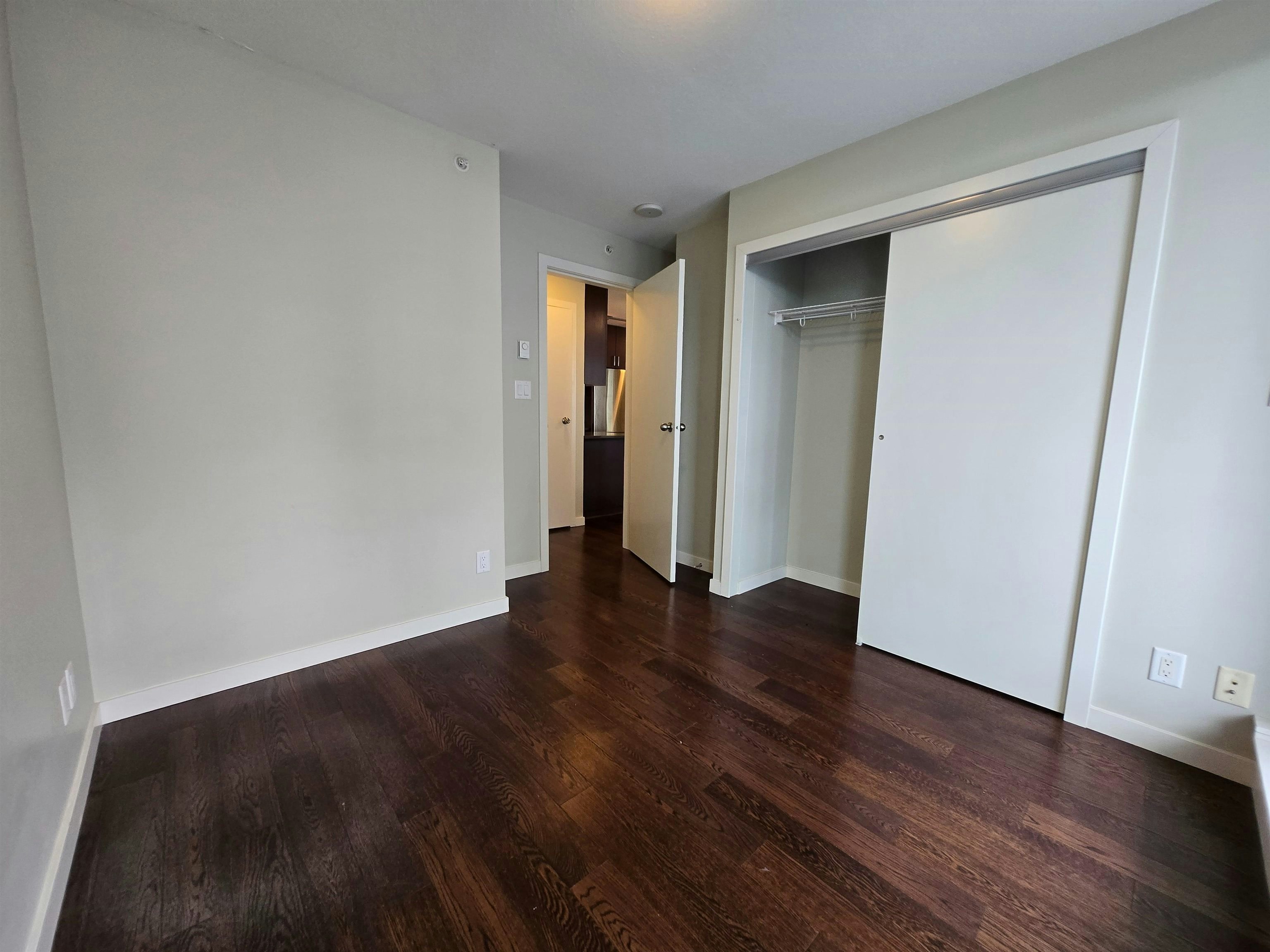 8XX,  7117 Elmbridge Way, Richmond, BC, V6X 0J2 - 8
