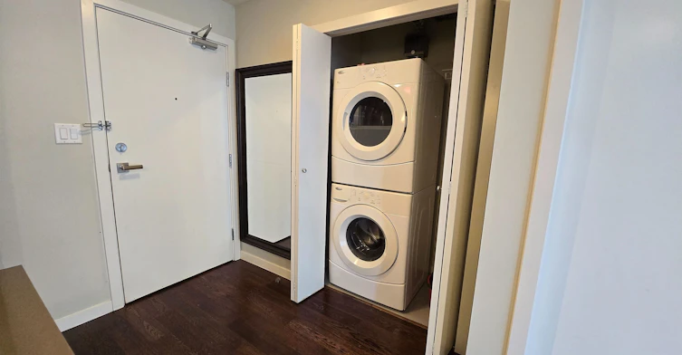 8XX, 7117 Elmbridge Way, Richmond, BC, V6X 0J2 - 9