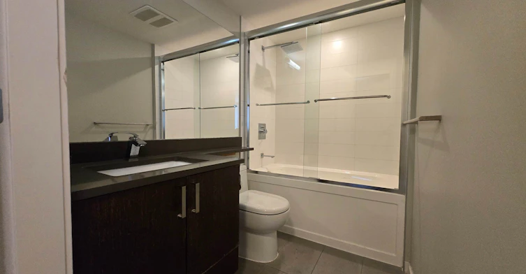8XX, 7117 Elmbridge Way, Richmond, BC, V6X 0J2 - 7