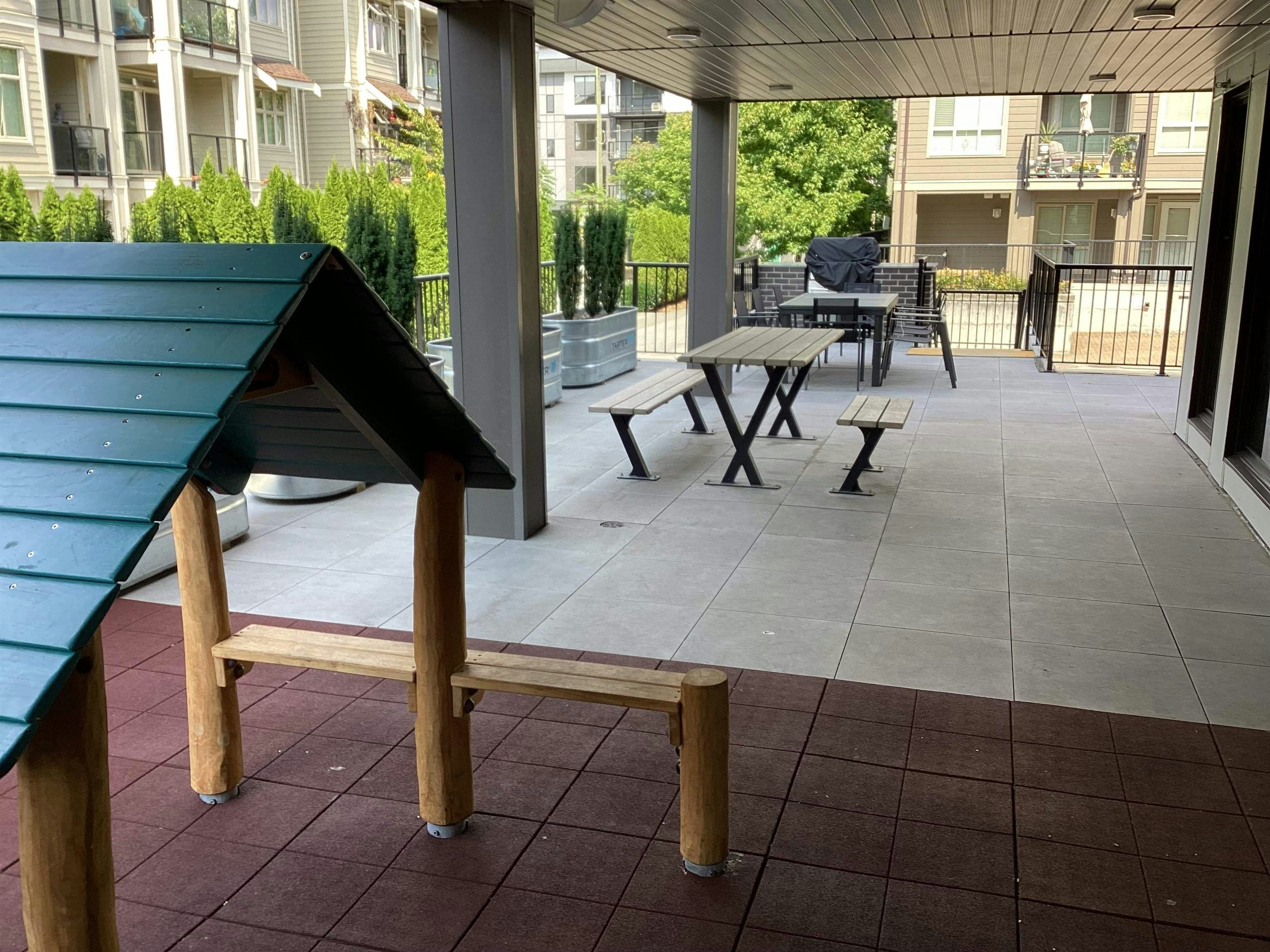 303-2277 Hawthorne Avenue, Port Coquitlam, BC, V3C 1W7 - 14