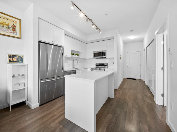 608-13623 81a Avenue, Surrey, BC, V3W 3N7 - 6