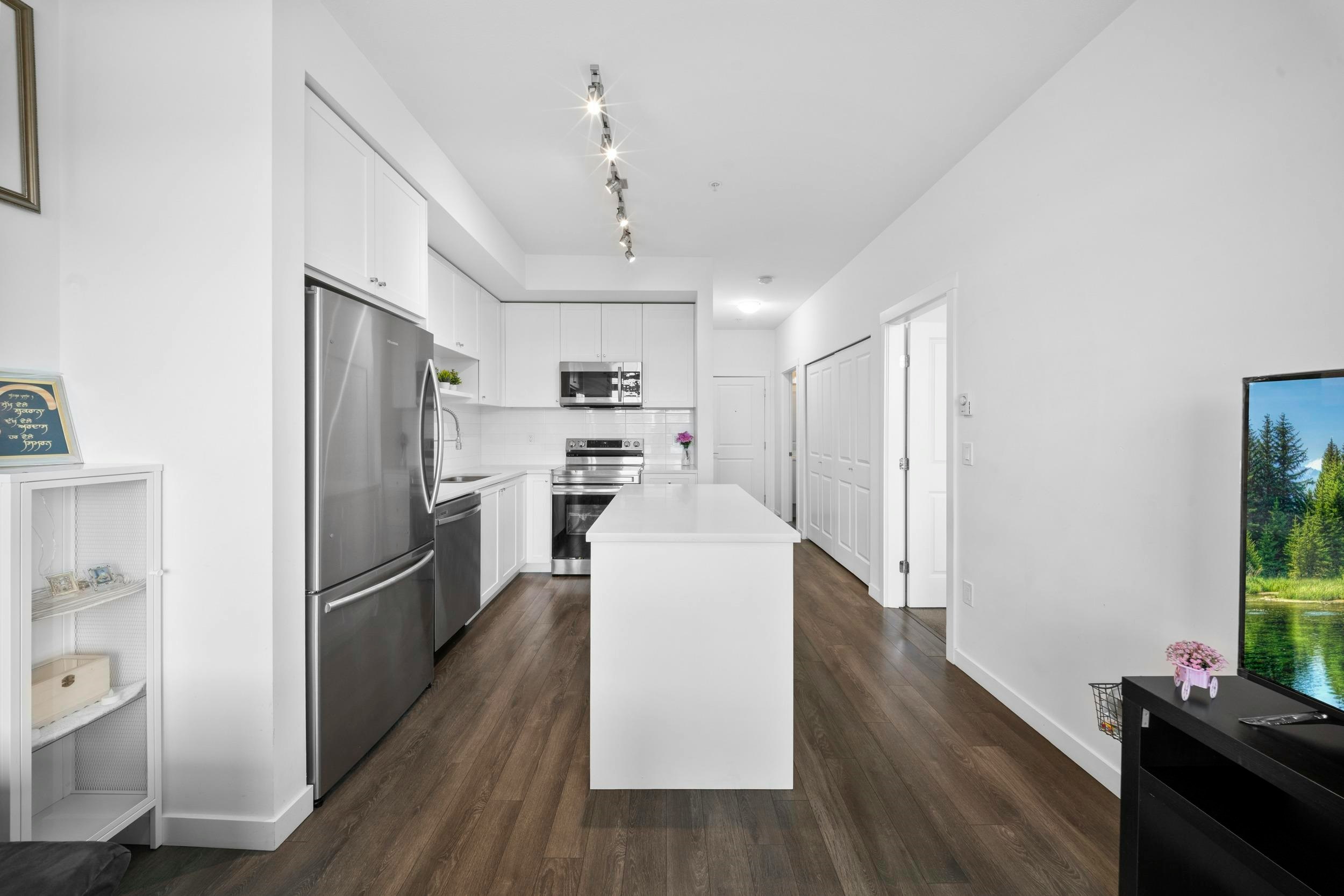 608-13623 81a Avenue, Surrey, BC, V3W 3N7 - 8