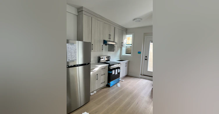 1 Bed Suite-7542 Lindrick Court, Burnaby, BC, V5A 3Y5 - 8