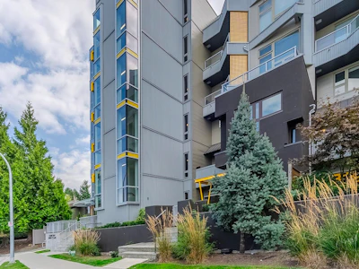 407-32838 Landeau Place - 4