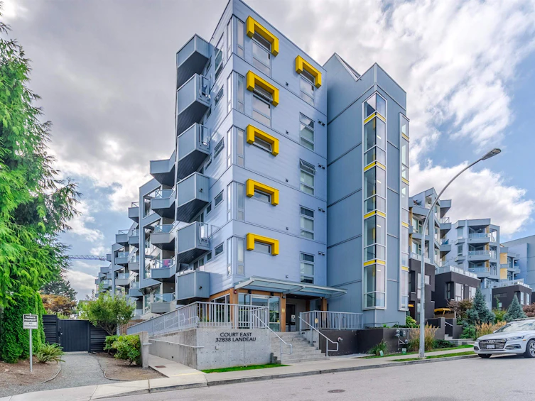 407-32838 Landeau Place, Abbotsford, BC, V2S 0M6 - 3