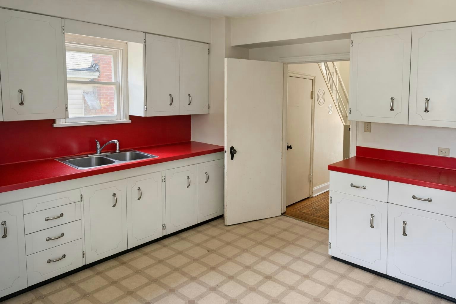 4279 W16th Ave, Vancouver, BC, V6R 3E5 - 4