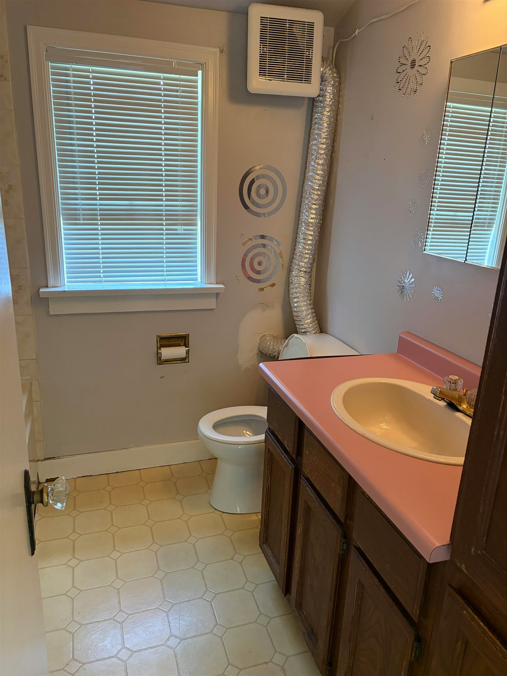 4279 W16th Ave, Vancouver, BC, V6R 3E5 - 8