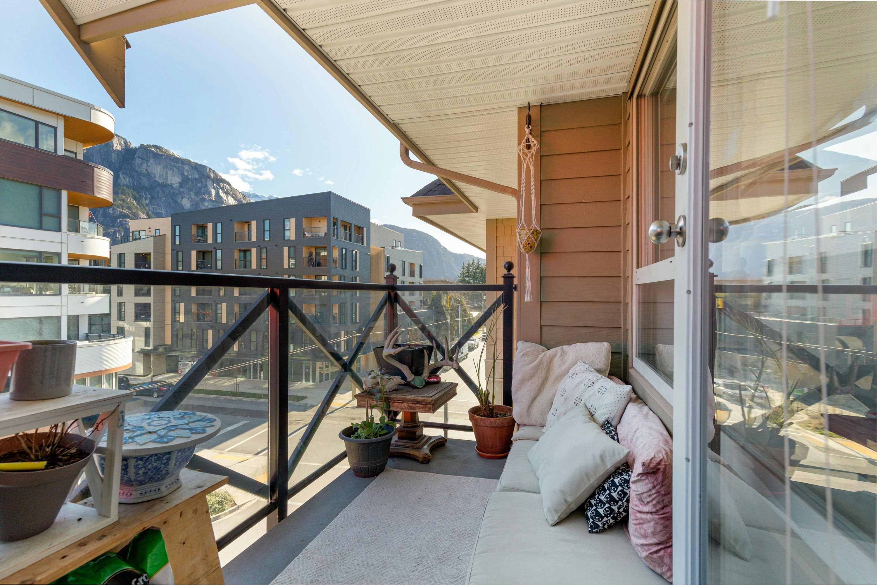 313-38003 Second Avenue, Squamish, BC, V8B 0C4 - 3