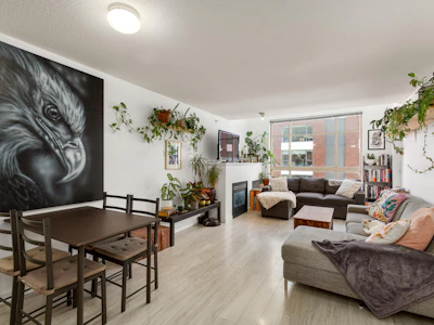 313-38003 Second Avenue - 5