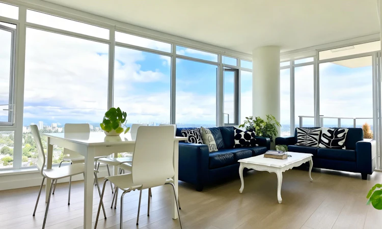 2401-7769 Park Crescent