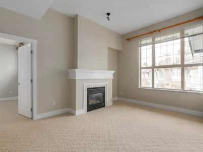 1416-4655 Valley Drive - 3