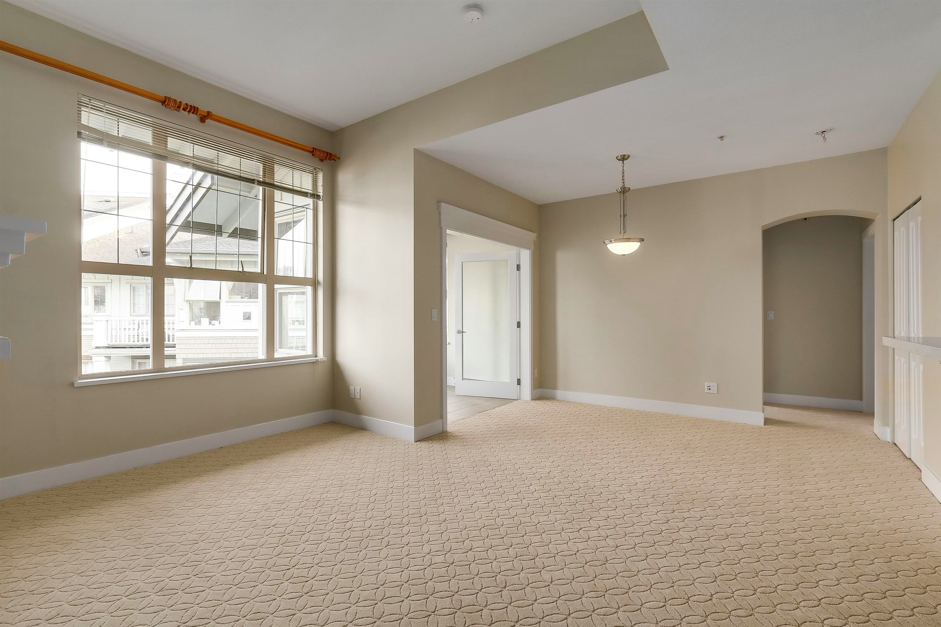 1416-4655 Valley Drive - 4