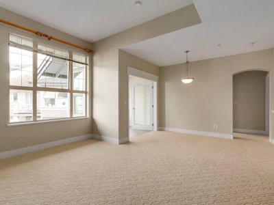 1416-4655 Valley Drive - 4
