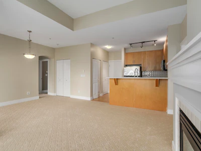 1416-4655 Valley Drive - 5
