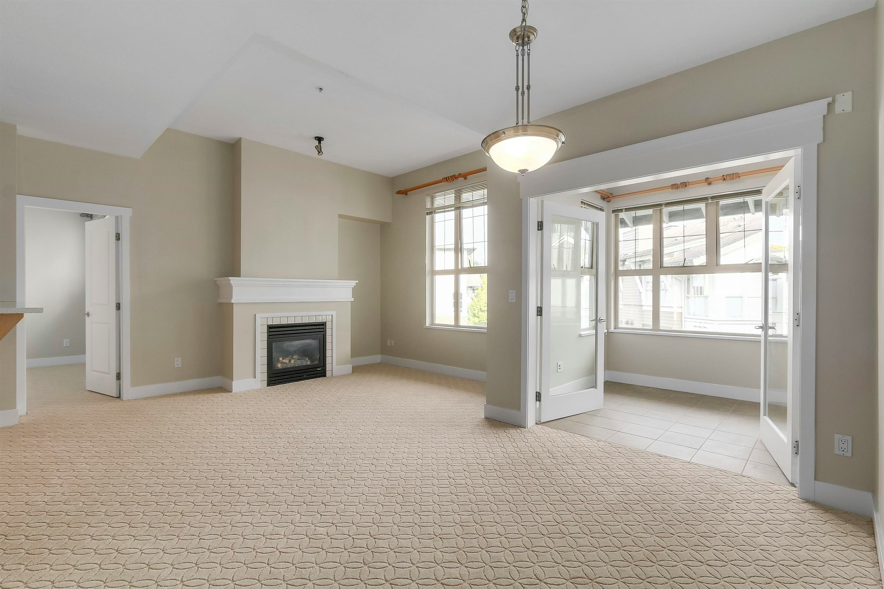 1416-4655 Valley Drive - 2